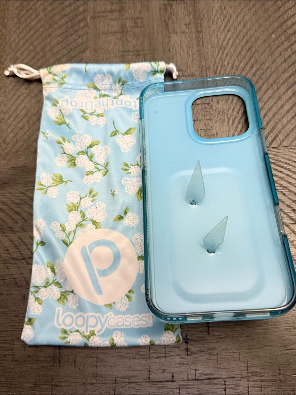 Loopy - 16 Pro Max - Hydrangea Case Floral Blue with Matching Bag - Picture 2 of 4